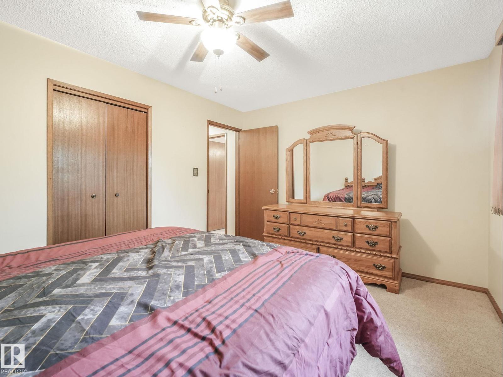 Photo 14 of 16512 109 St Nw, Edmonton AB