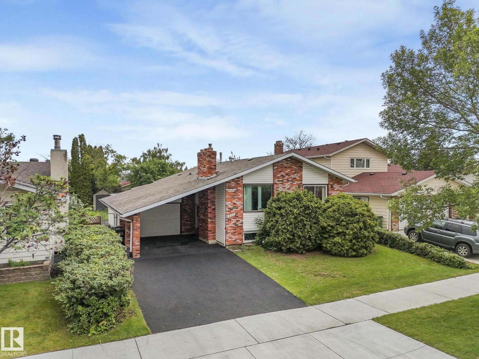 Photo 49 of 16512 109 St Nw, Edmonton AB