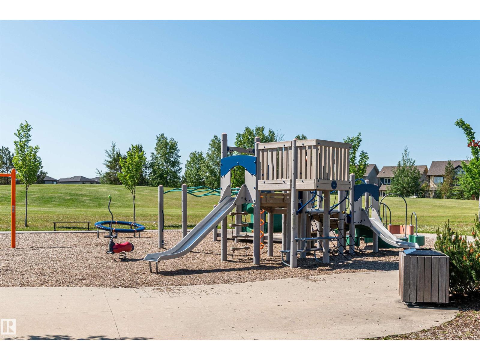 Photo 42 of 1642 Chapman Wy Sw, Edmonton AB