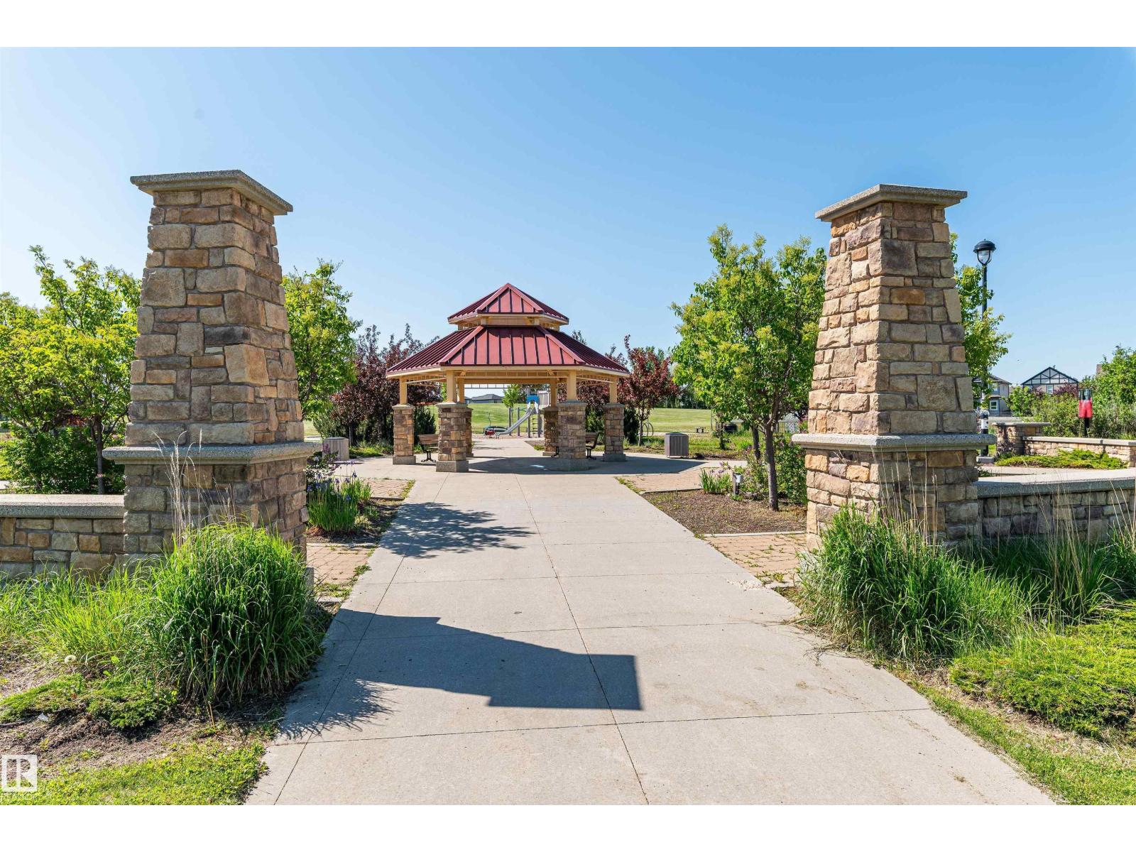 Photo 41 of 1642 Chapman Wy Sw, Edmonton AB