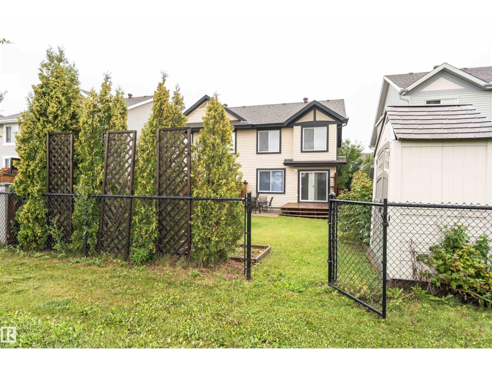 Photo 36 of 1642 Chapman Wy Sw, Edmonton AB