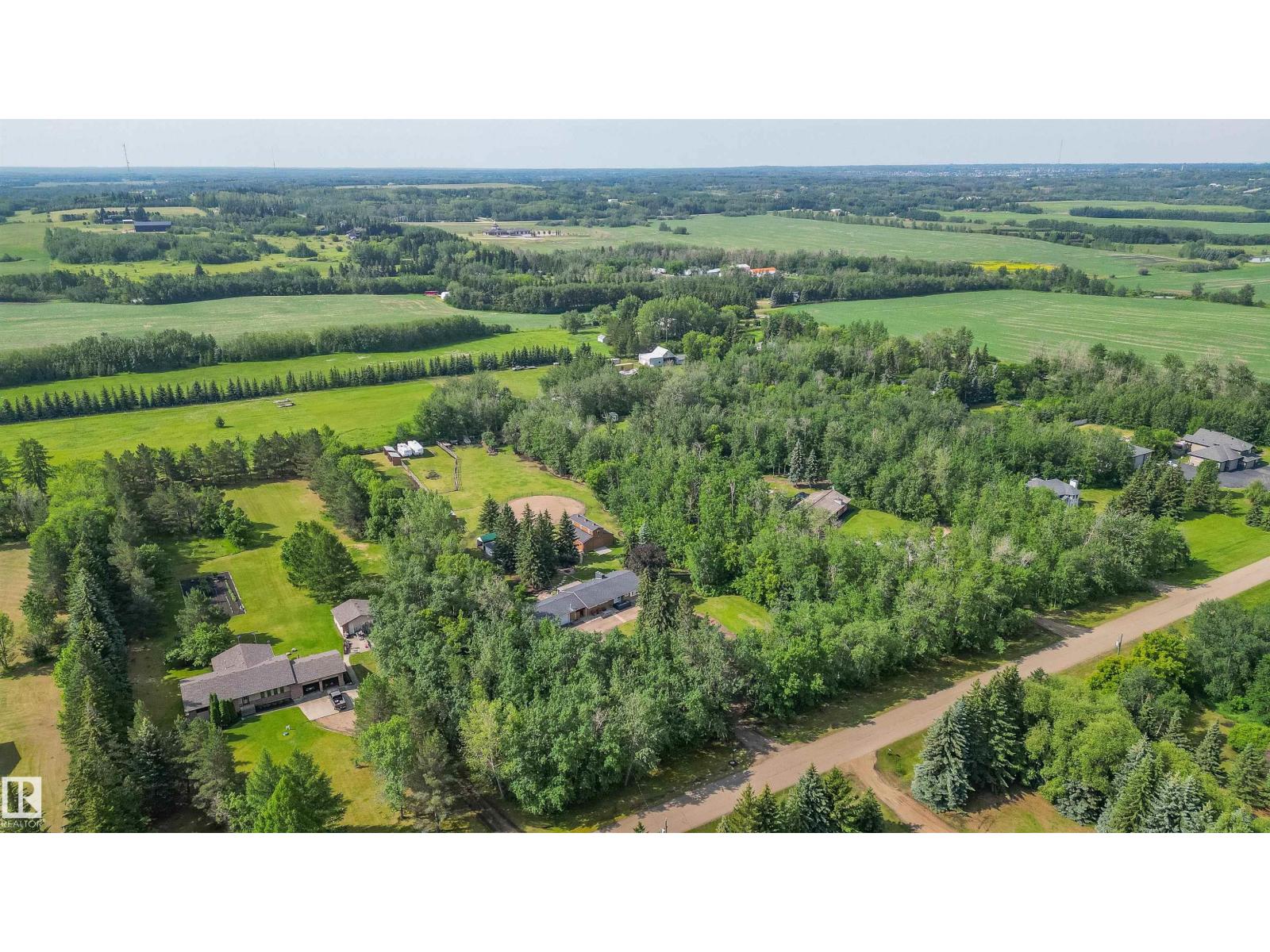 Photo 35 of 37 53059 Rge Road 224, Rural Strathcona County AB