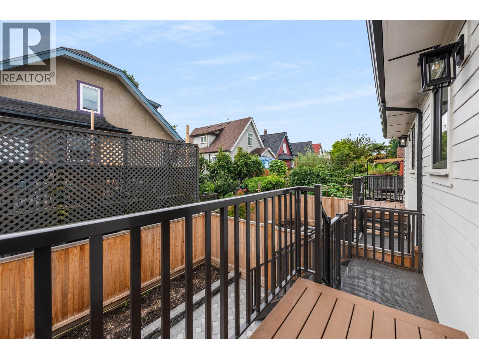 2052 FERNDALE STREET, Vancouver real estate listing R3012266