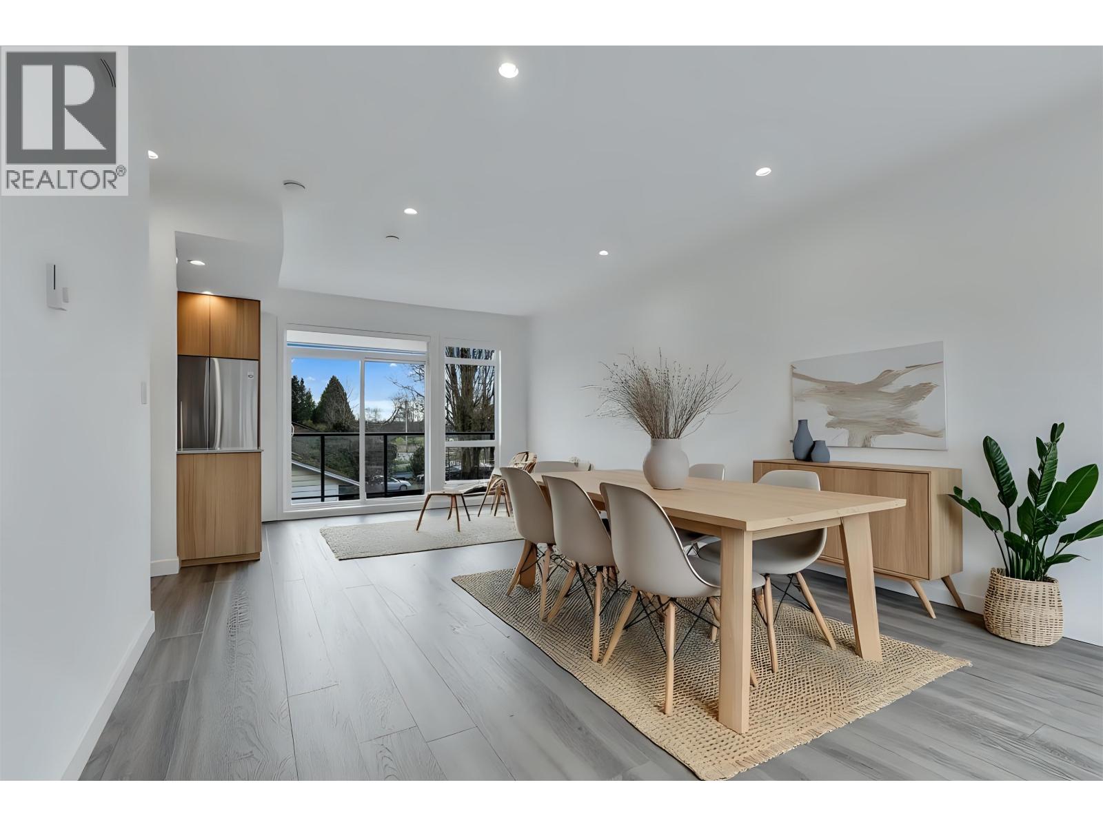 Photo 5 of 2 4300 Thompson Road, Richmond BC
