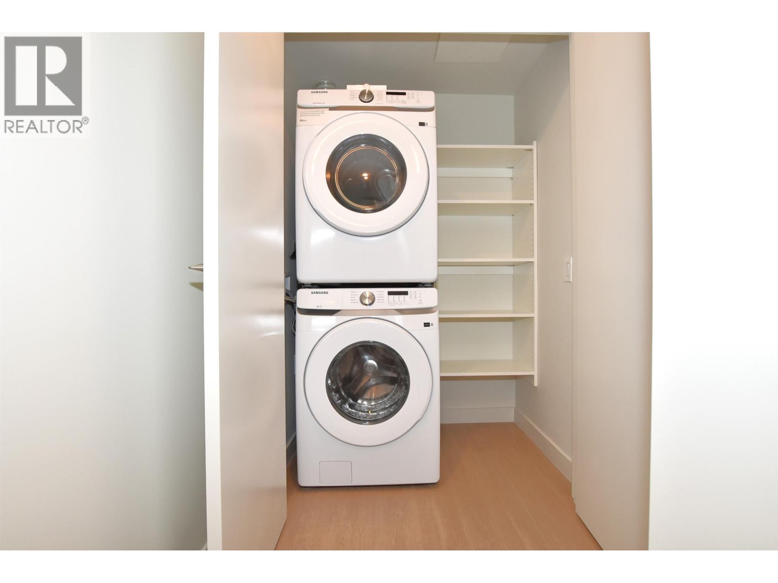 Photo 15 of 807 5987 Wilson Avenue, Burnaby BC