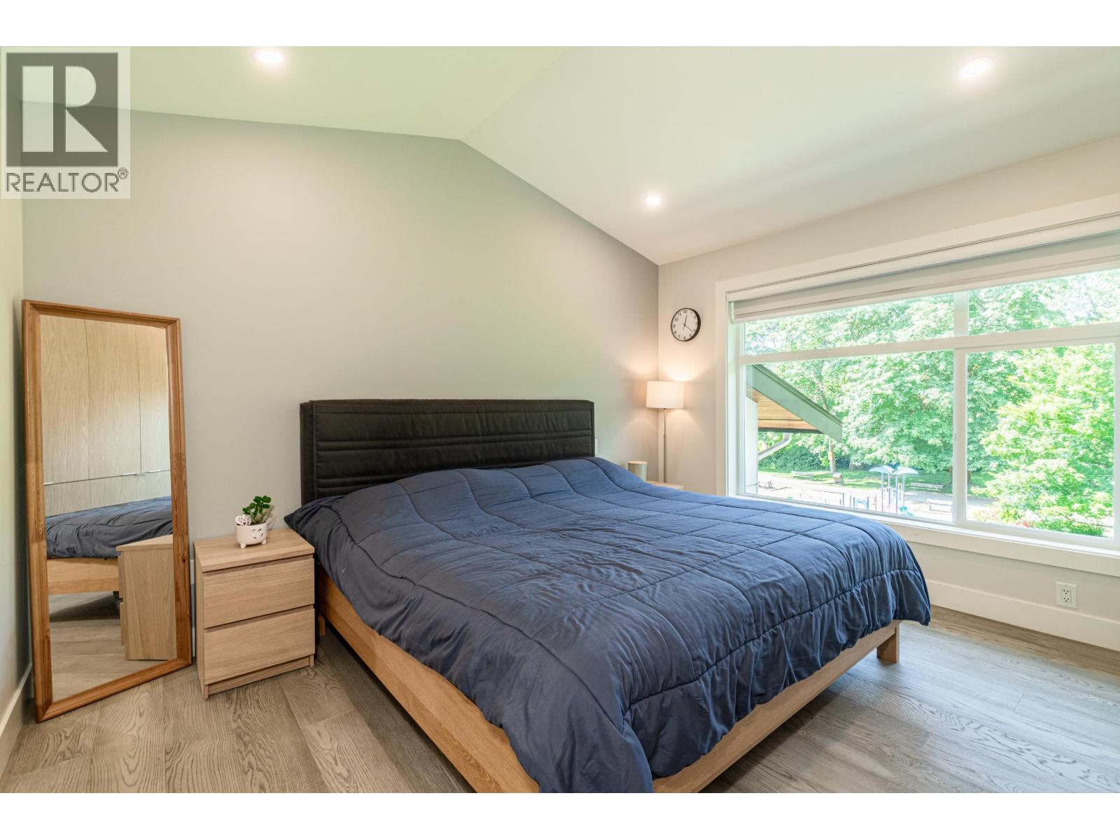 Photo 16 of 11 933 Premier Street, North Vancouver BC