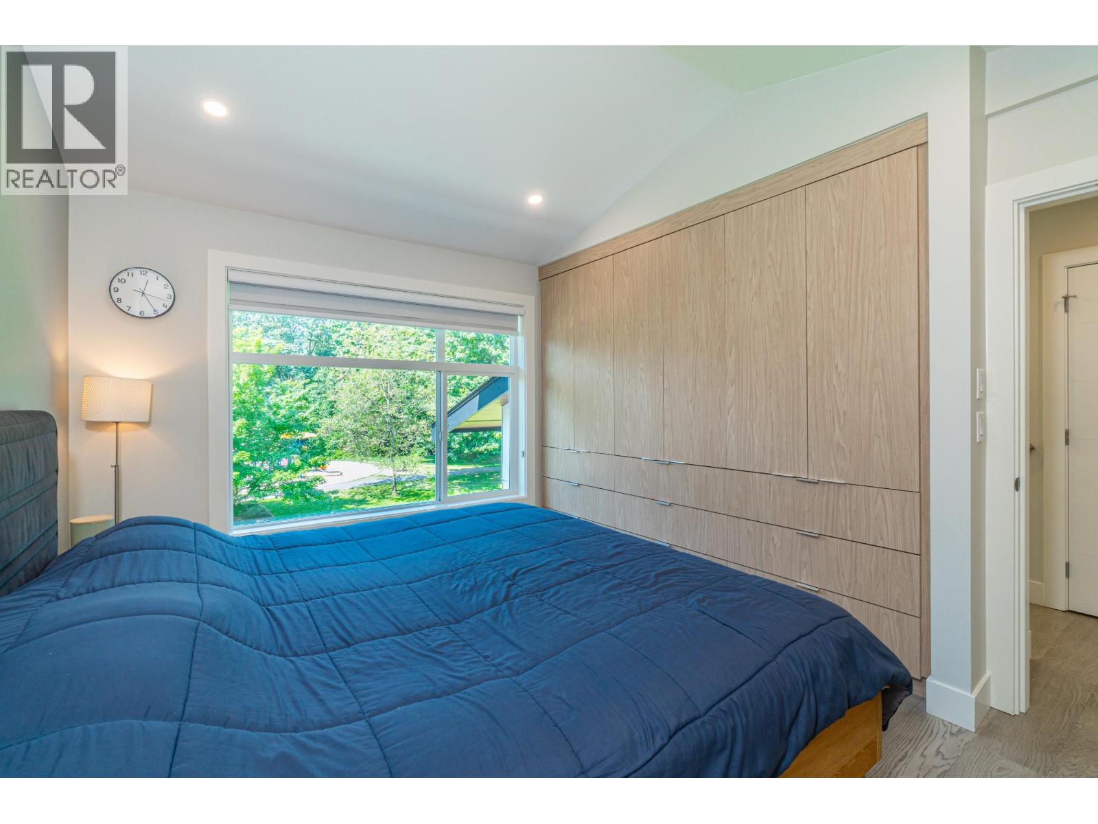 Photo 18 of 11 933 Premier Street, North Vancouver BC
