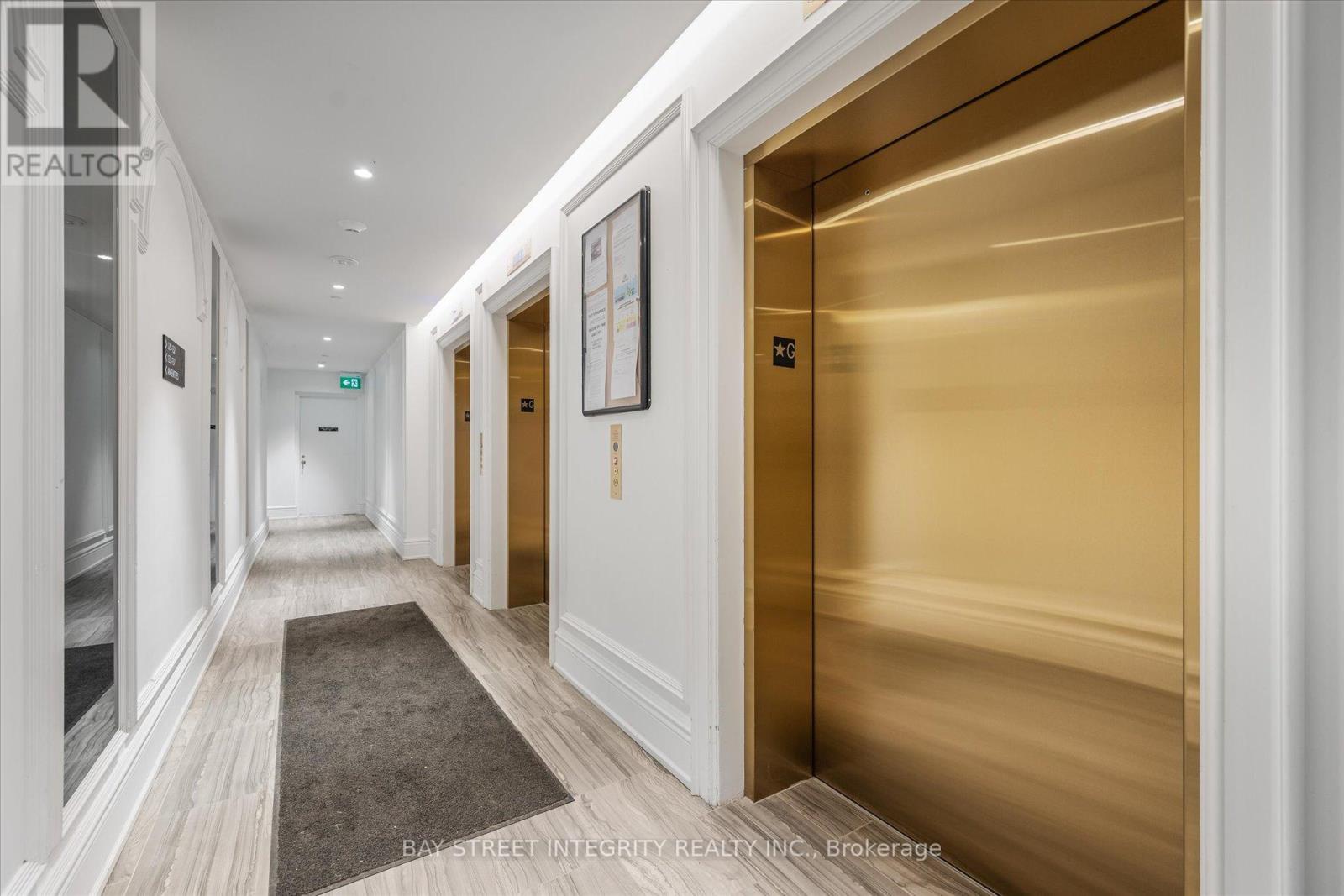 Photo 1 of 1511 8 Cedarland Street, Markham ON