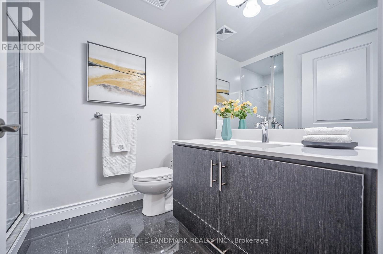 Photo 15 of 517 89 South Town Centre Boulevard, Markham ON
