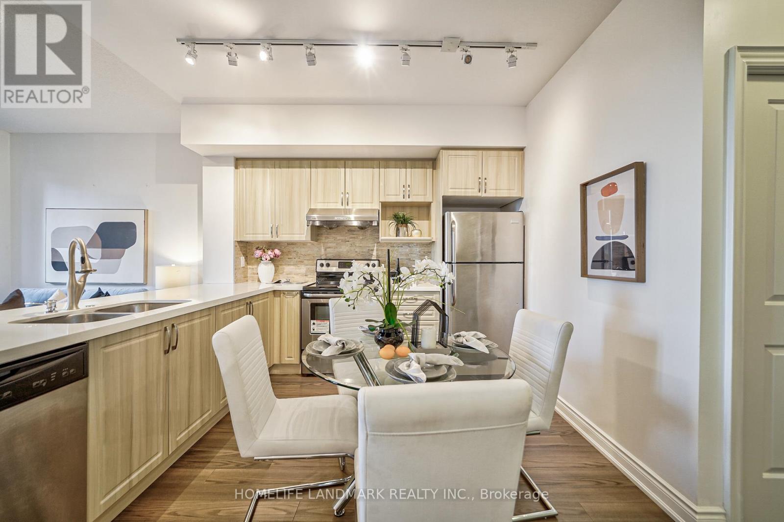 Photo 20 of 517 89 South Town Centre Boulevard, Markham ON