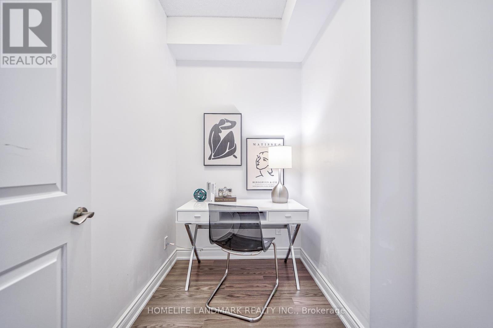 Photo 13 of 517 89 South Town Centre Boulevard, Markham ON