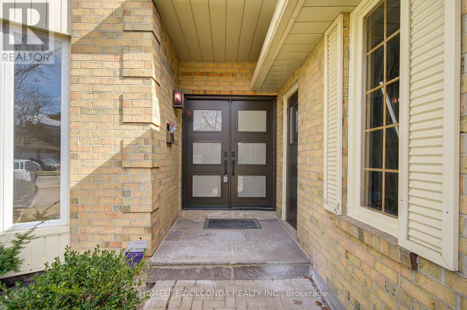 Photo 17 of 4407 Beacon Lane, Mississauga ON