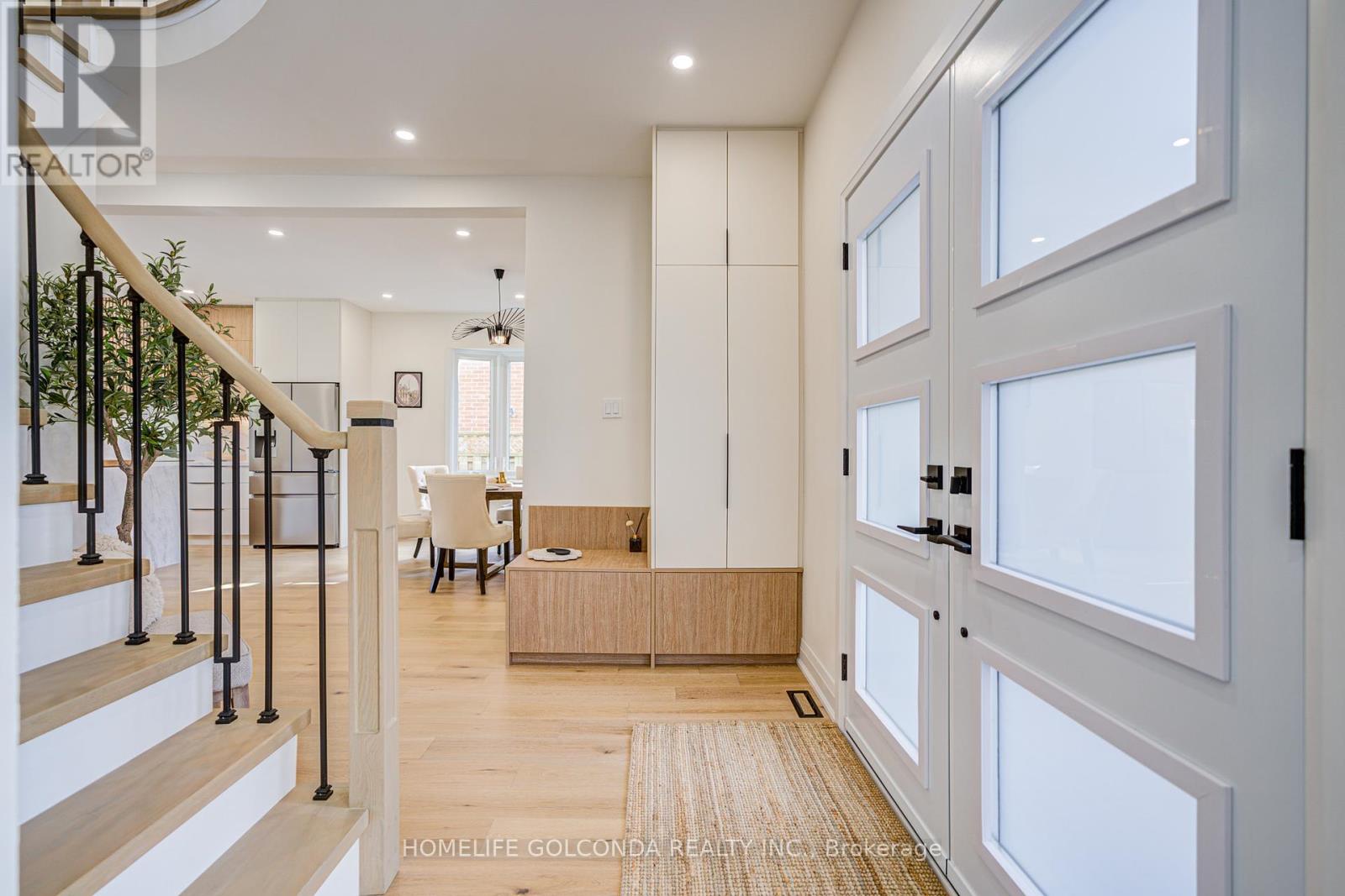 Photo 13 of 4407 Beacon Lane, Mississauga ON