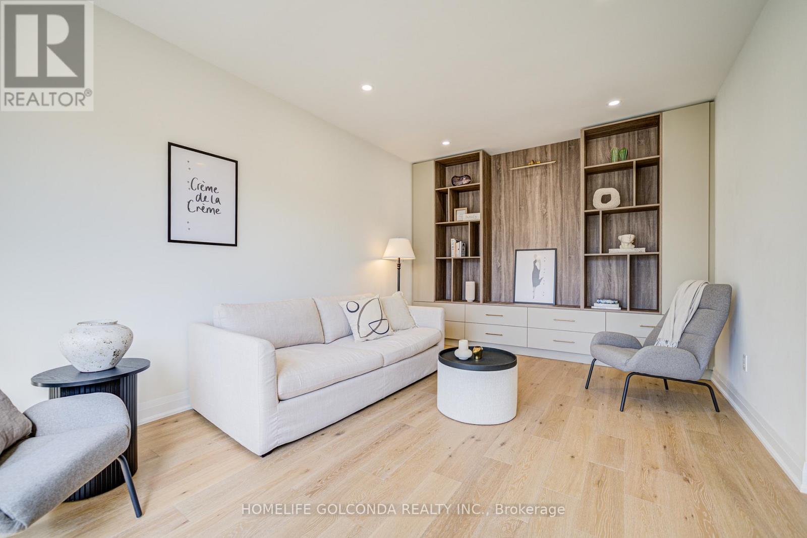 Photo 11 of 4407 Beacon Lane, Mississauga ON