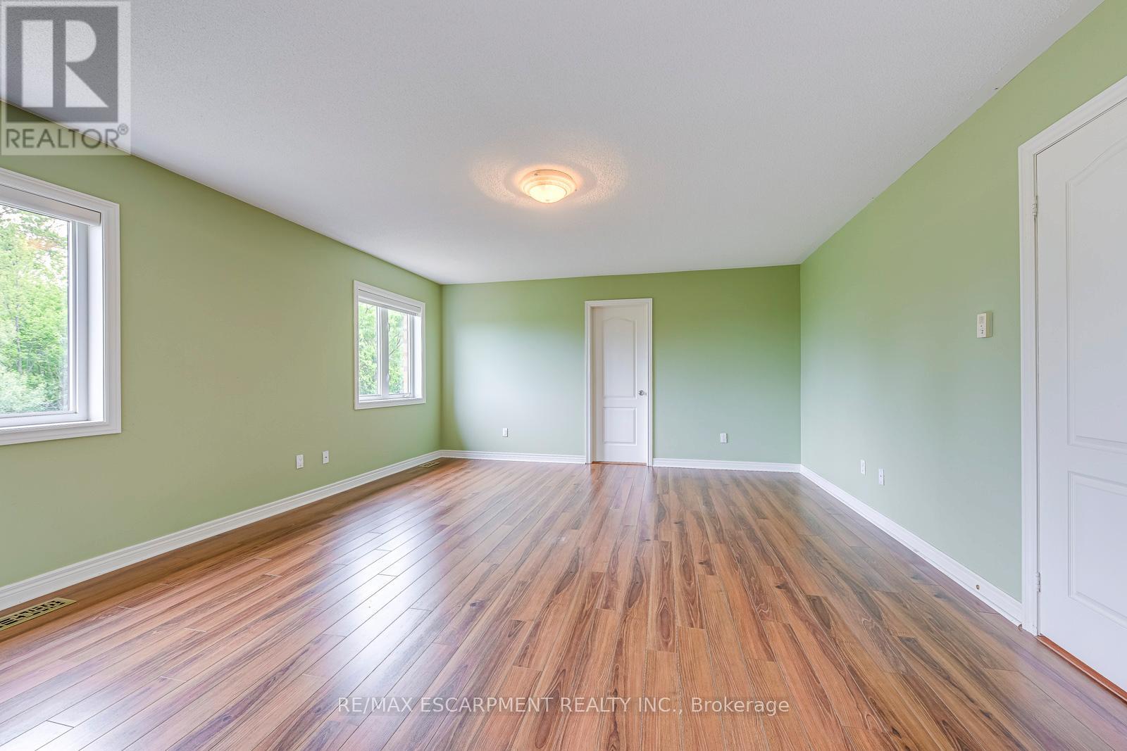 Photo 49 of 5337 Jameson Crescent, Burlington ON