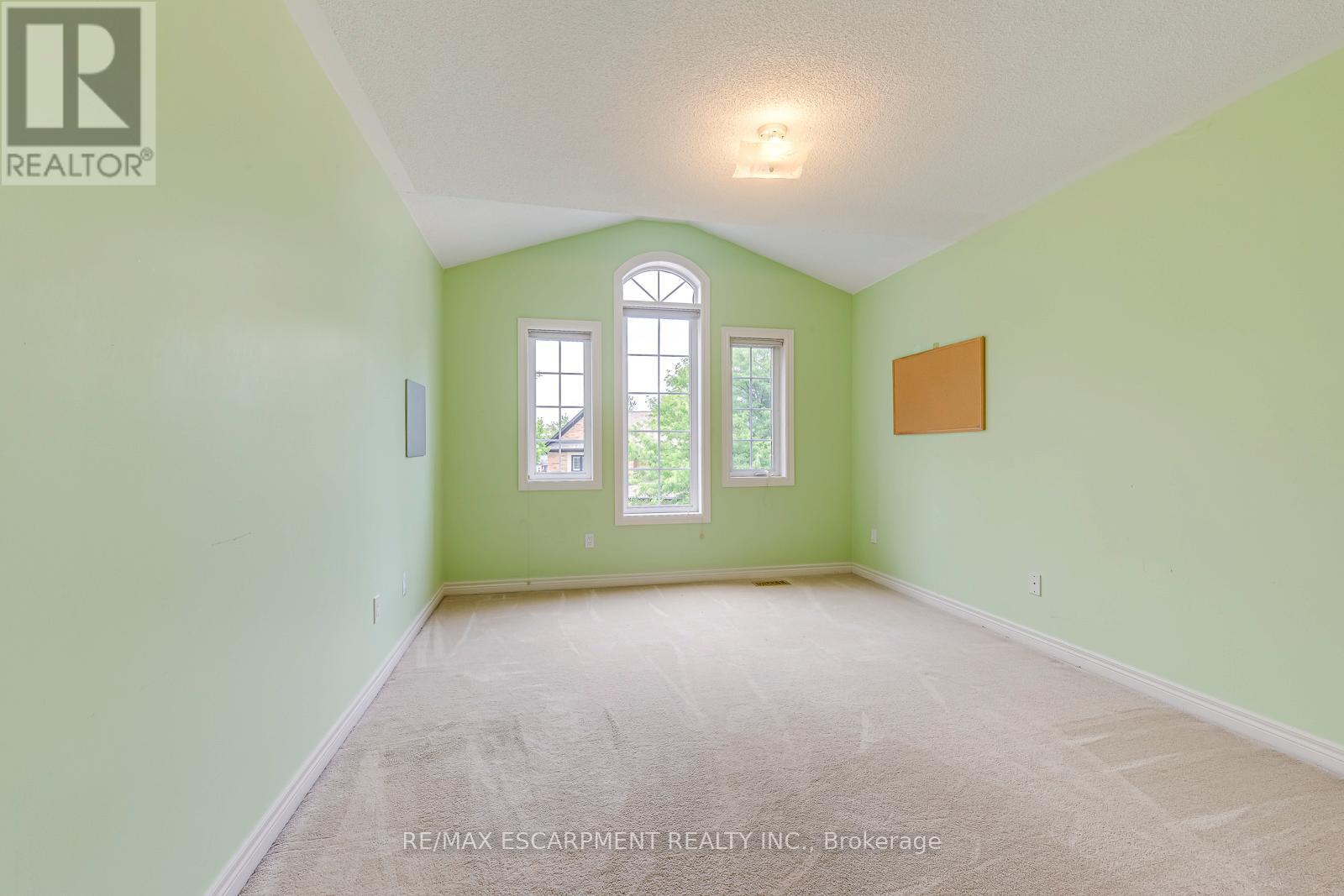 Photo 46 of 5337 Jameson Crescent, Burlington ON