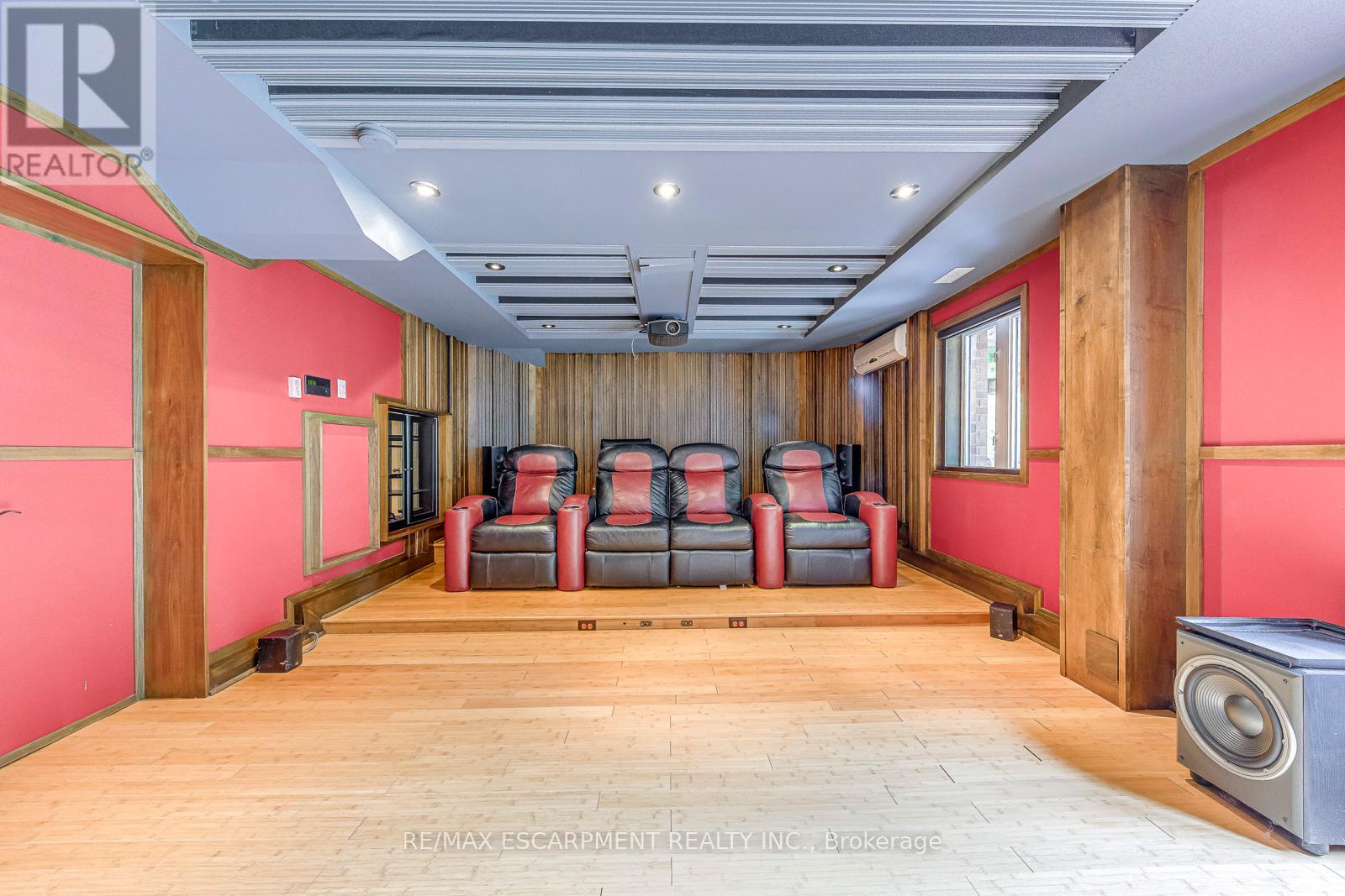 Photo 41 of 5337 Jameson Crescent, Burlington ON
