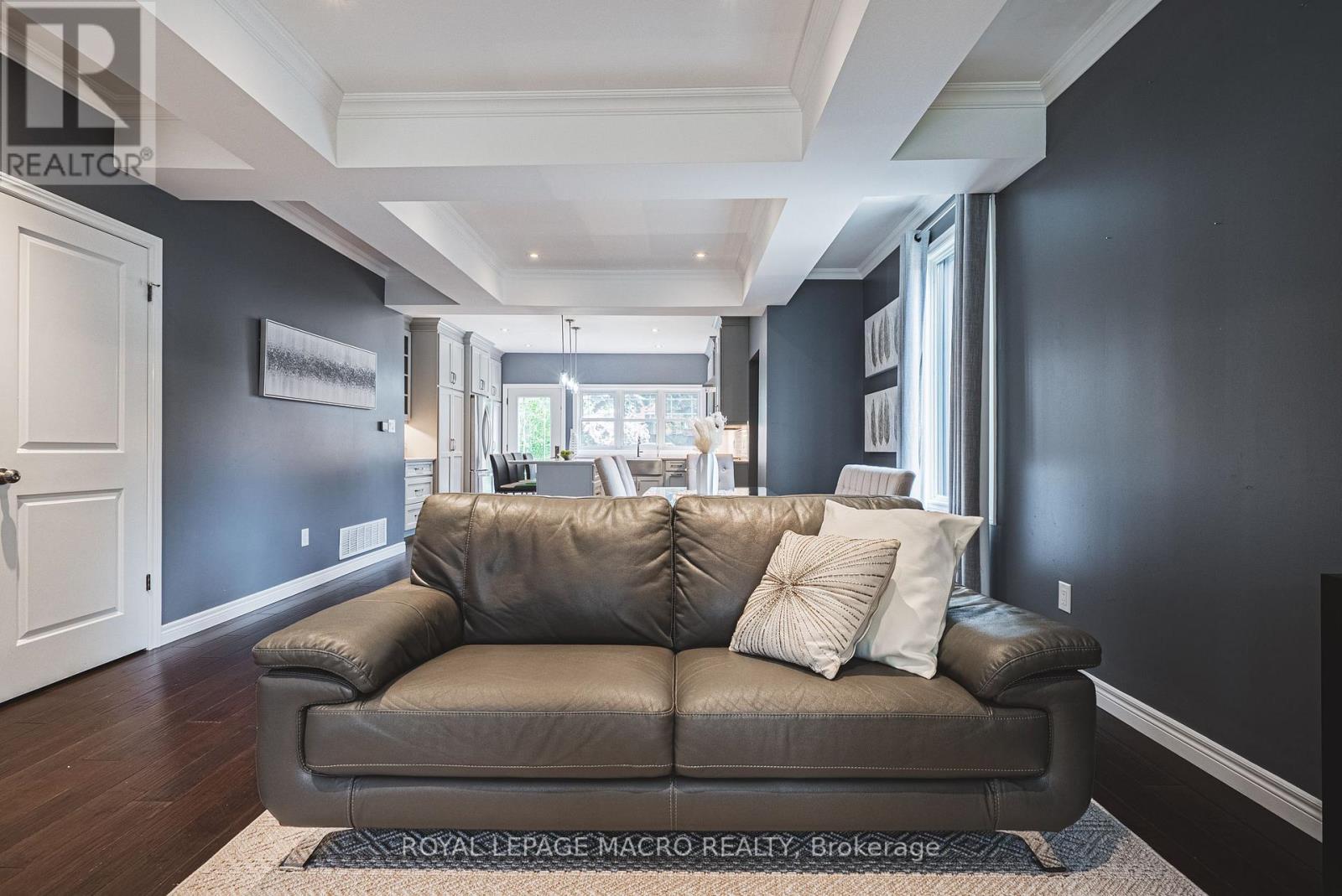 Photo 13 of 25 Orchard Hill, Hamilton ON