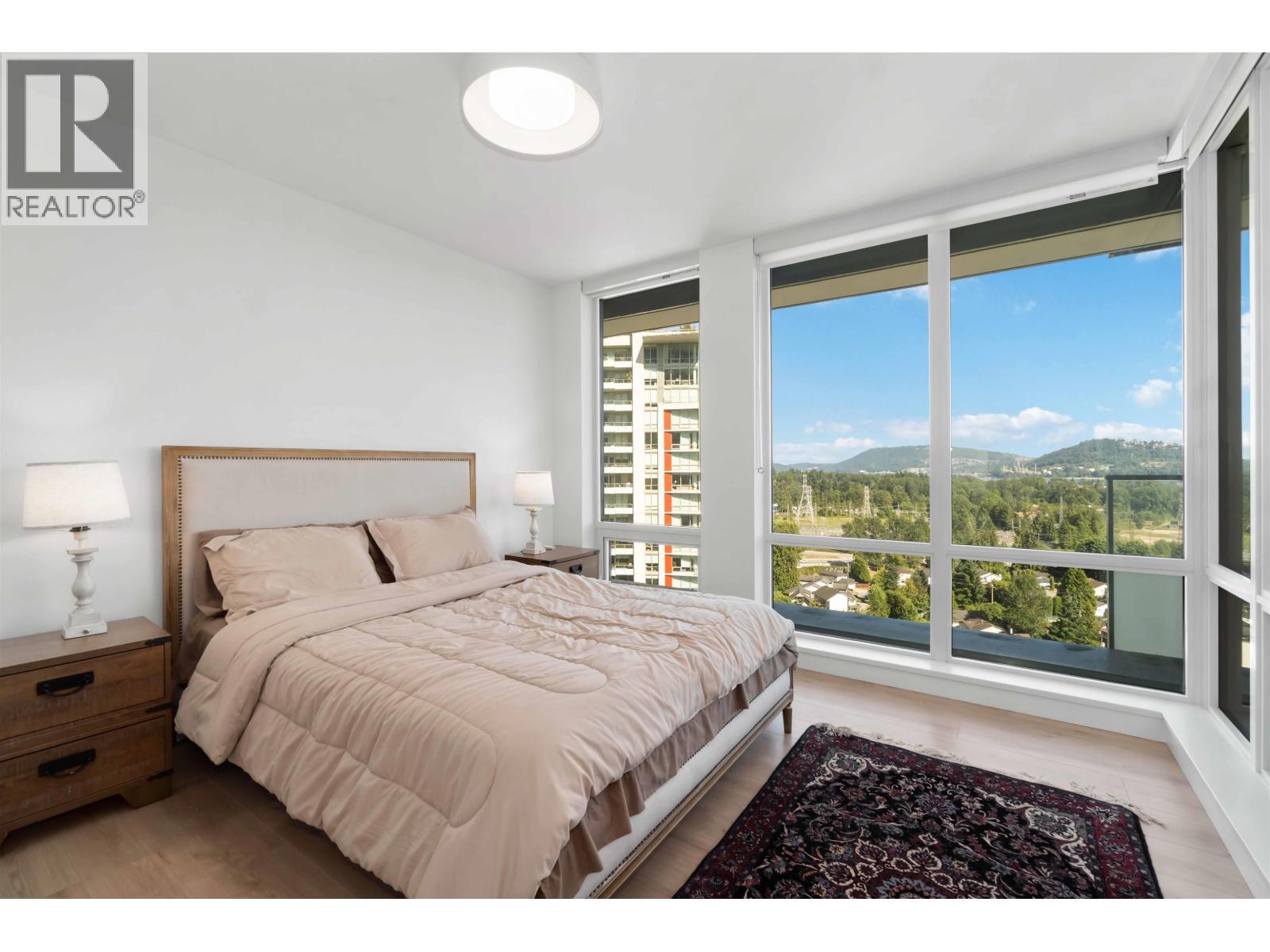 1806 1500 FERN STREET, North Vancouver