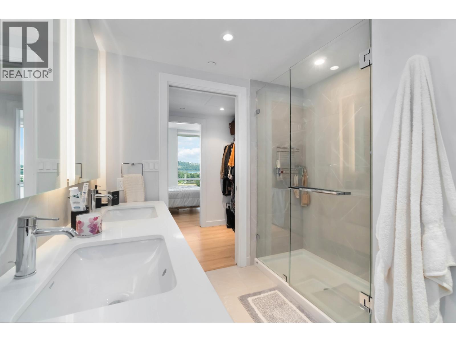 1806 1500 FERN STREET, North Vancouver