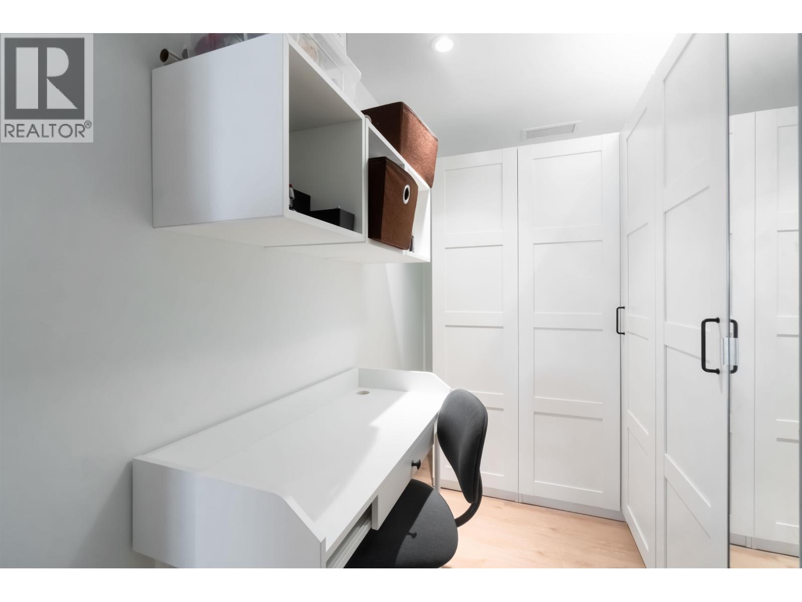 1806 1500 FERN STREET, North Vancouver