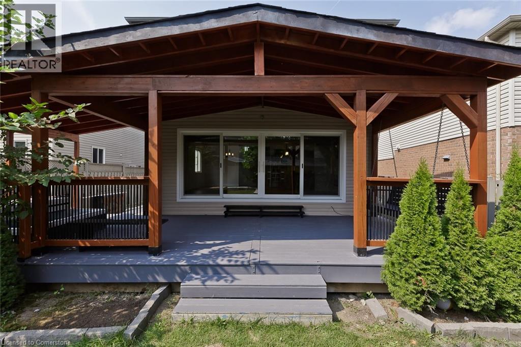 Photo 11 of 191 Mcguiness Drive, Brantford ON