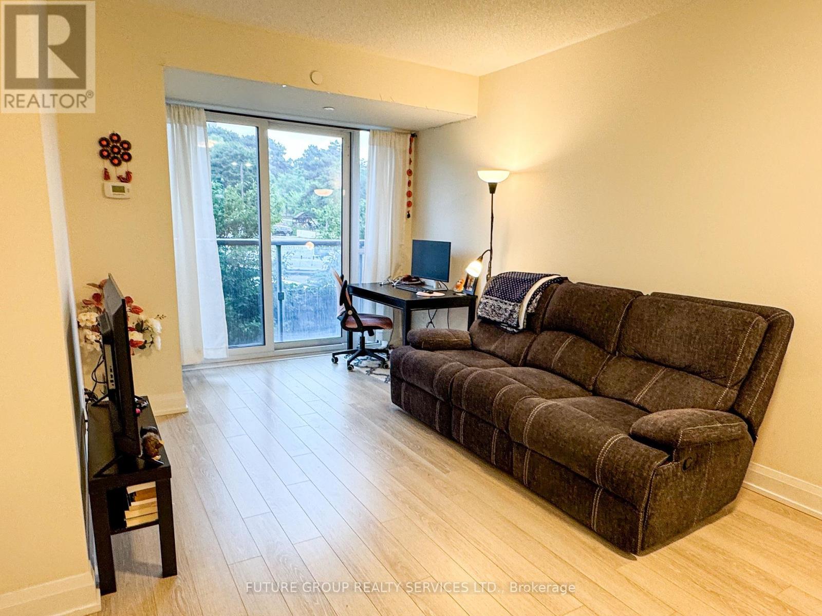 Photo 9 of 306 18 Graydon Hall Drive, Toronto ON