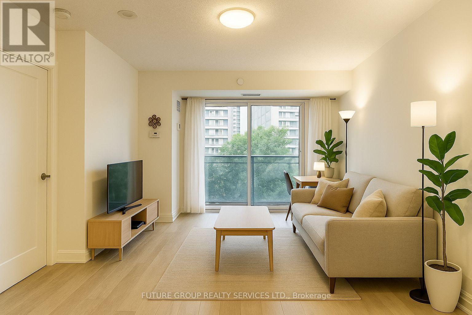 Photo 8 of 306 18 Graydon Hall Drive, Toronto ON