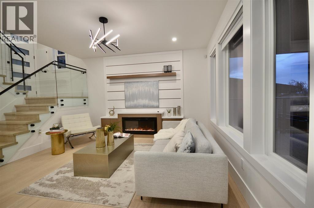 Photo 7 of 104 942 Stewart Avenue, Coquitlam BC