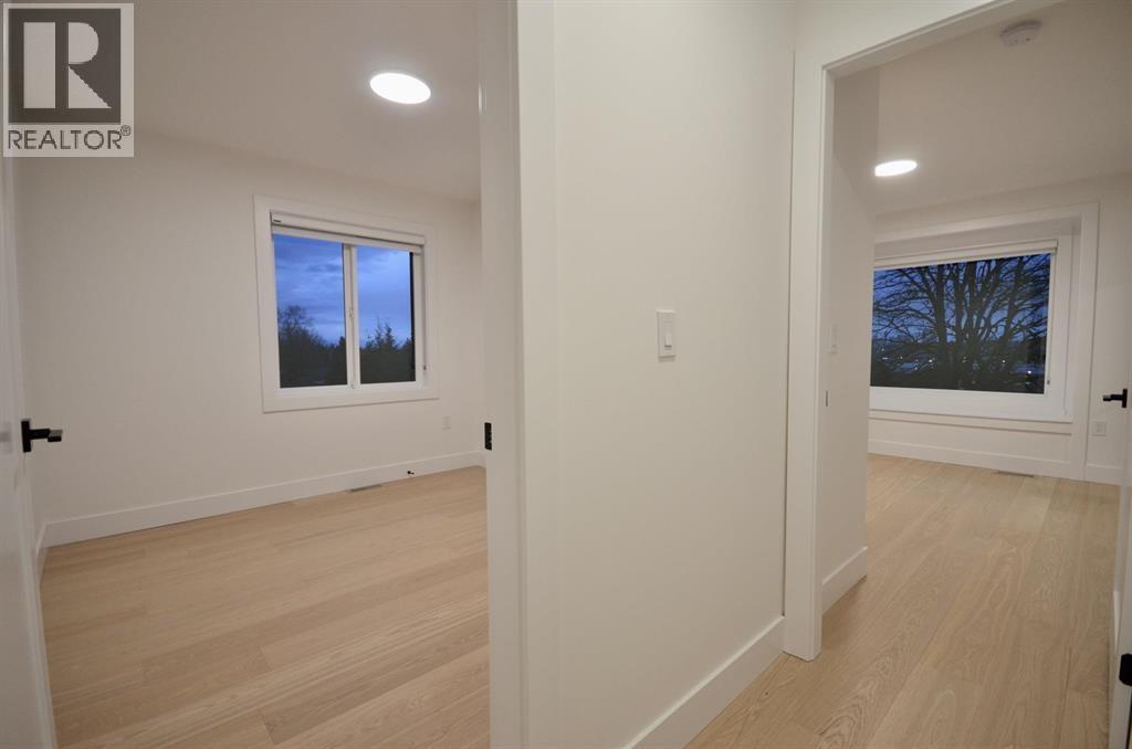 Photo 36 of 104 942 Stewart Avenue, Coquitlam BC