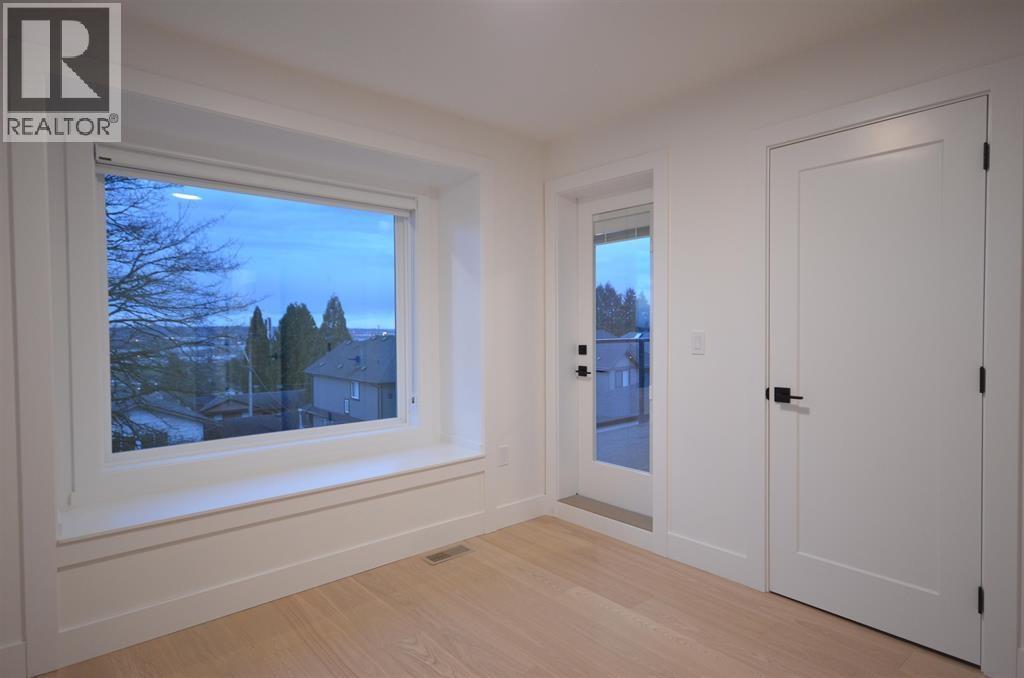 Photo 35 of 104 942 Stewart Avenue, Coquitlam BC