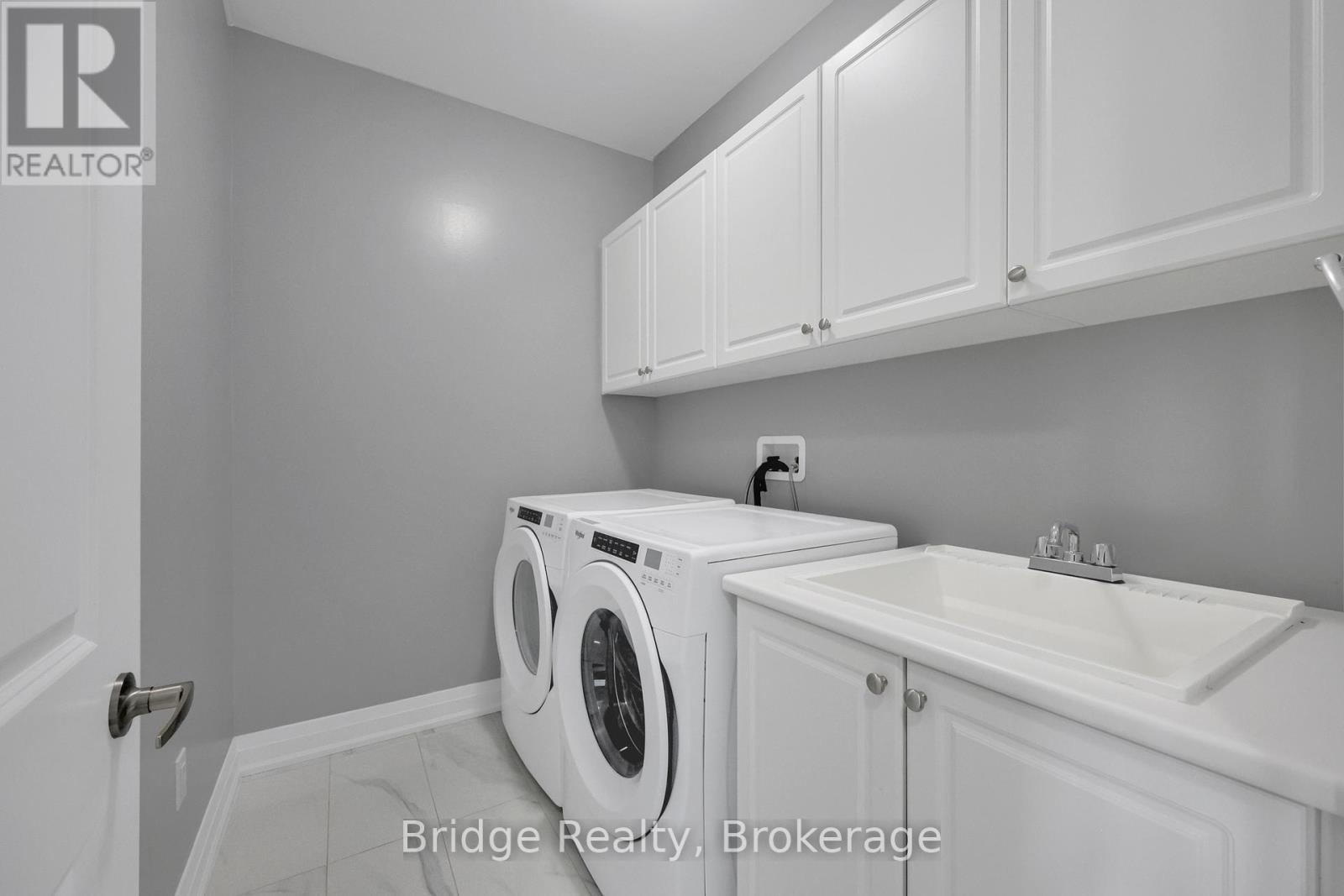 Photo 18 of 1343 Upper Thames Drive, Woodstock ON
