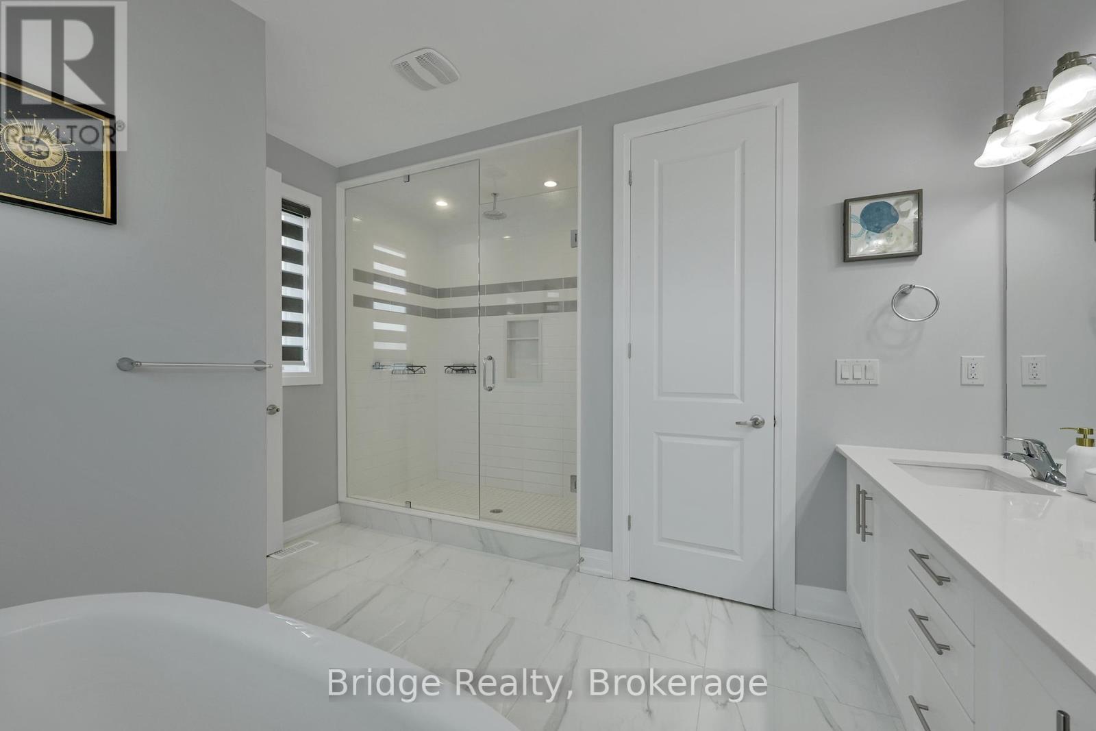 Photo 30 of 1343 Upper Thames Drive, Woodstock ON