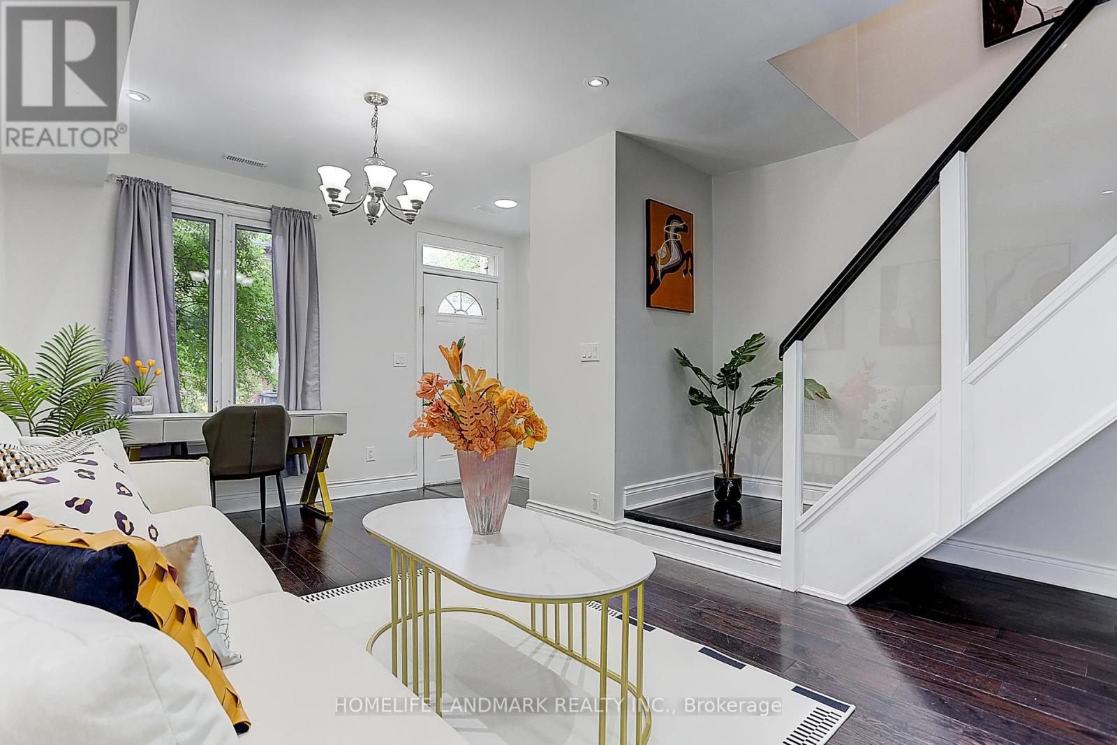 Photo 16 of 237 Ontario Street, Toronto ON