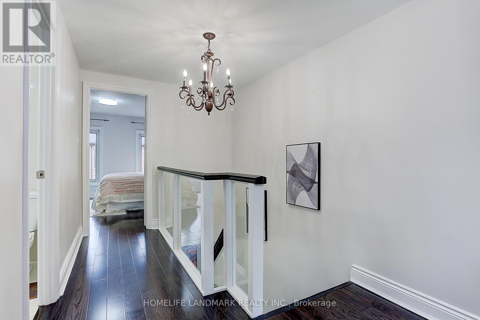Photo 22 of 237 Ontario Street, Toronto ON