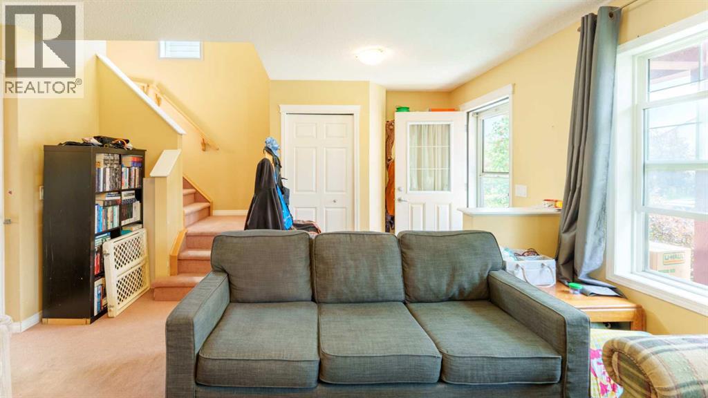 Single Family House for Sale in  Everglen Way SW Evergreen Calgary 