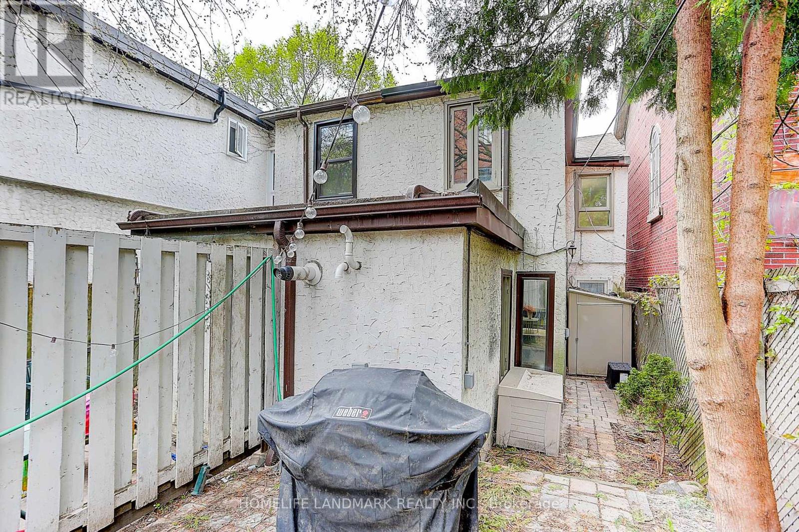 Photo 14 of 237 Ontario Street, Toronto ON