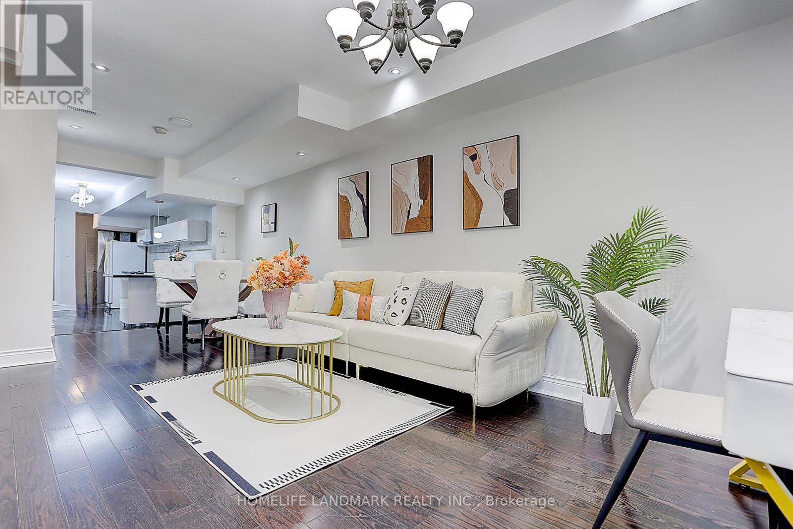 Photo 24 of 237 Ontario Street, Toronto ON