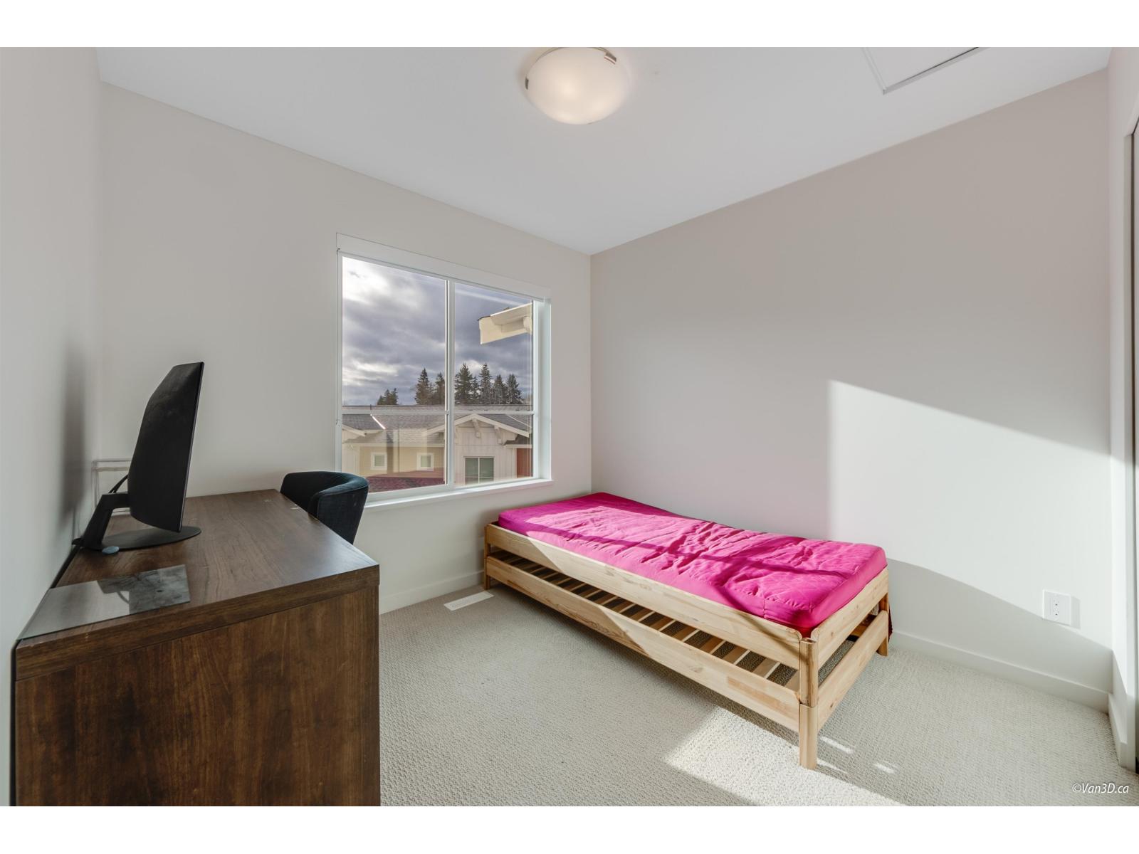 109 16561 17A AVENUE, Surrey