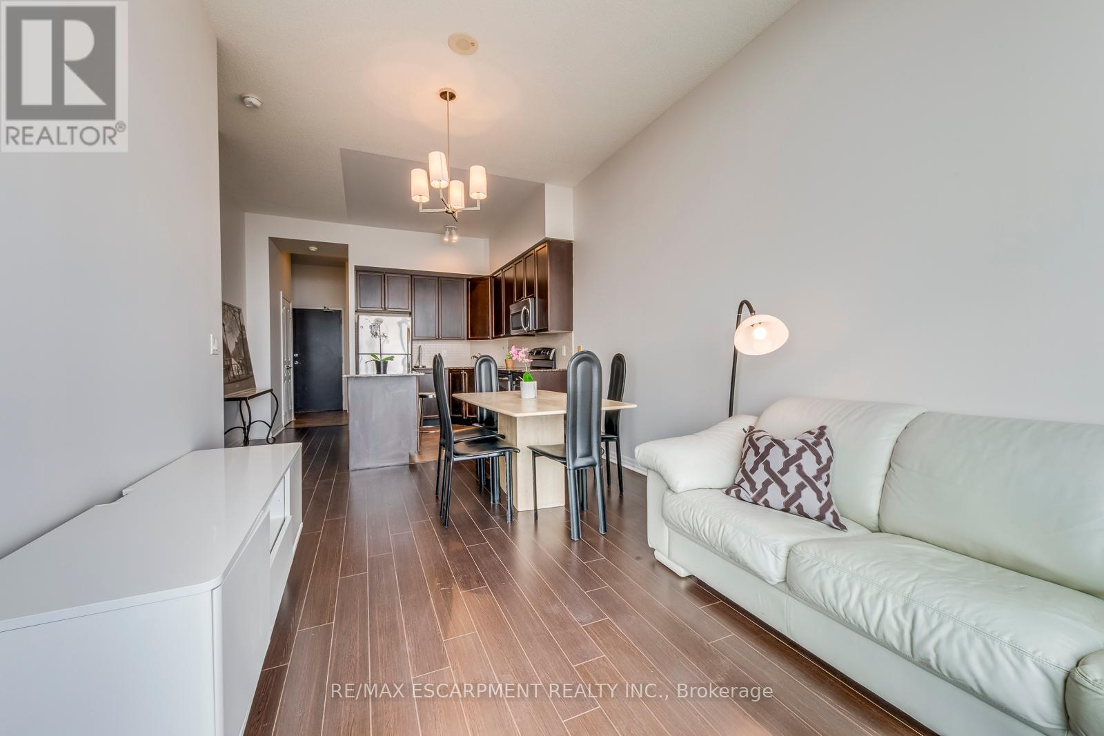 Photo 36 of 3607 225 Webb Drive, Mississauga ON