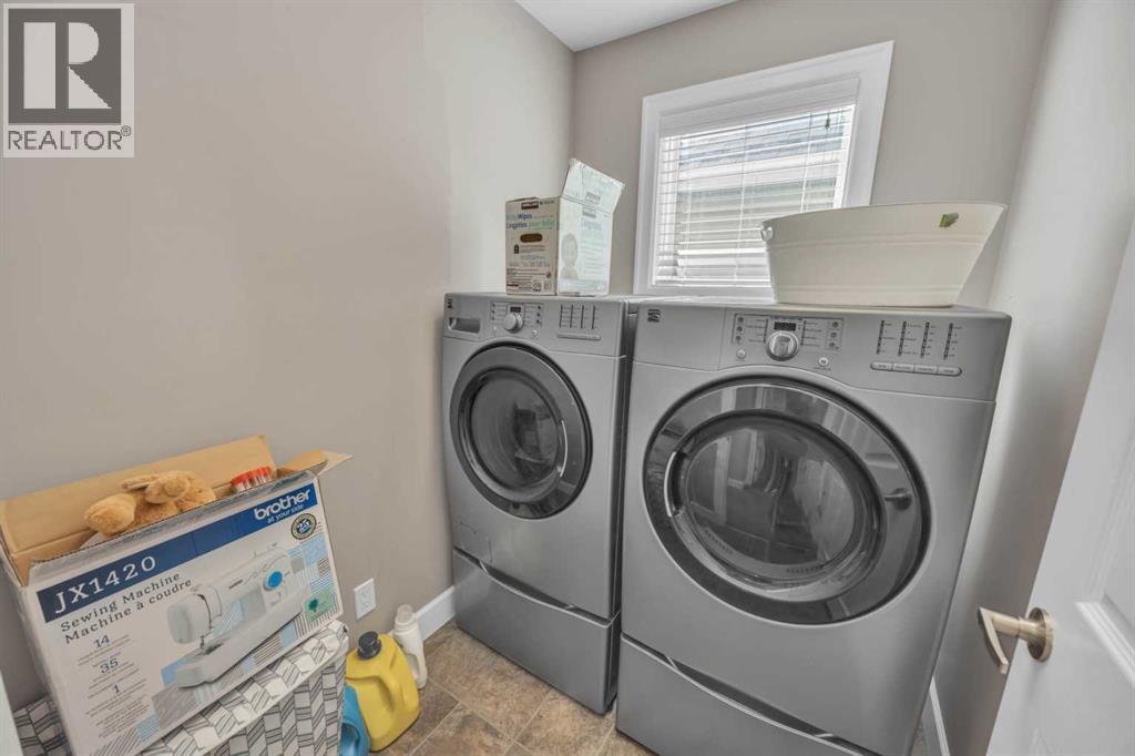 Photo 32 of 1035 Windhaven Close Sw, Airdrie AB