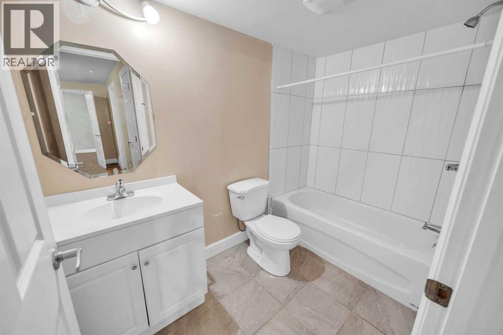 Photo 22 of 1035 Windhaven Close Sw, Airdrie AB