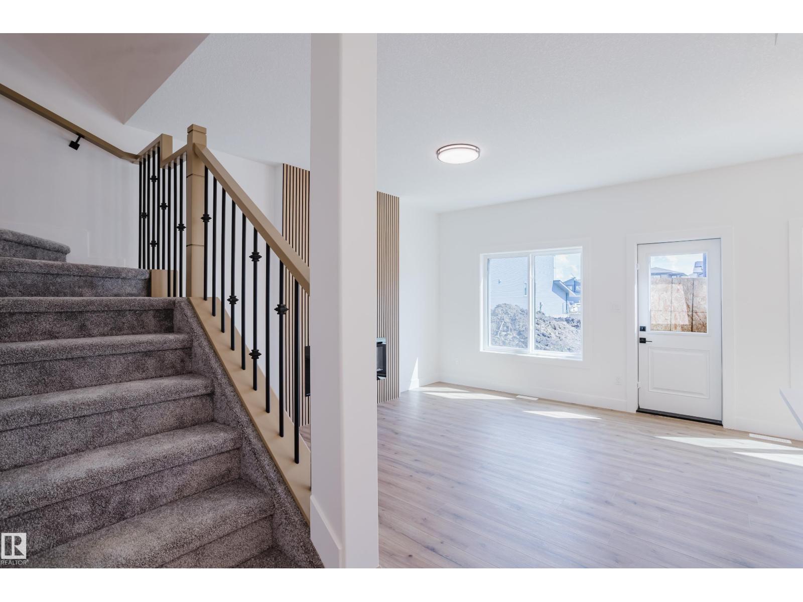 Photo 28 of 2539 211 St Nw, Edmonton AB