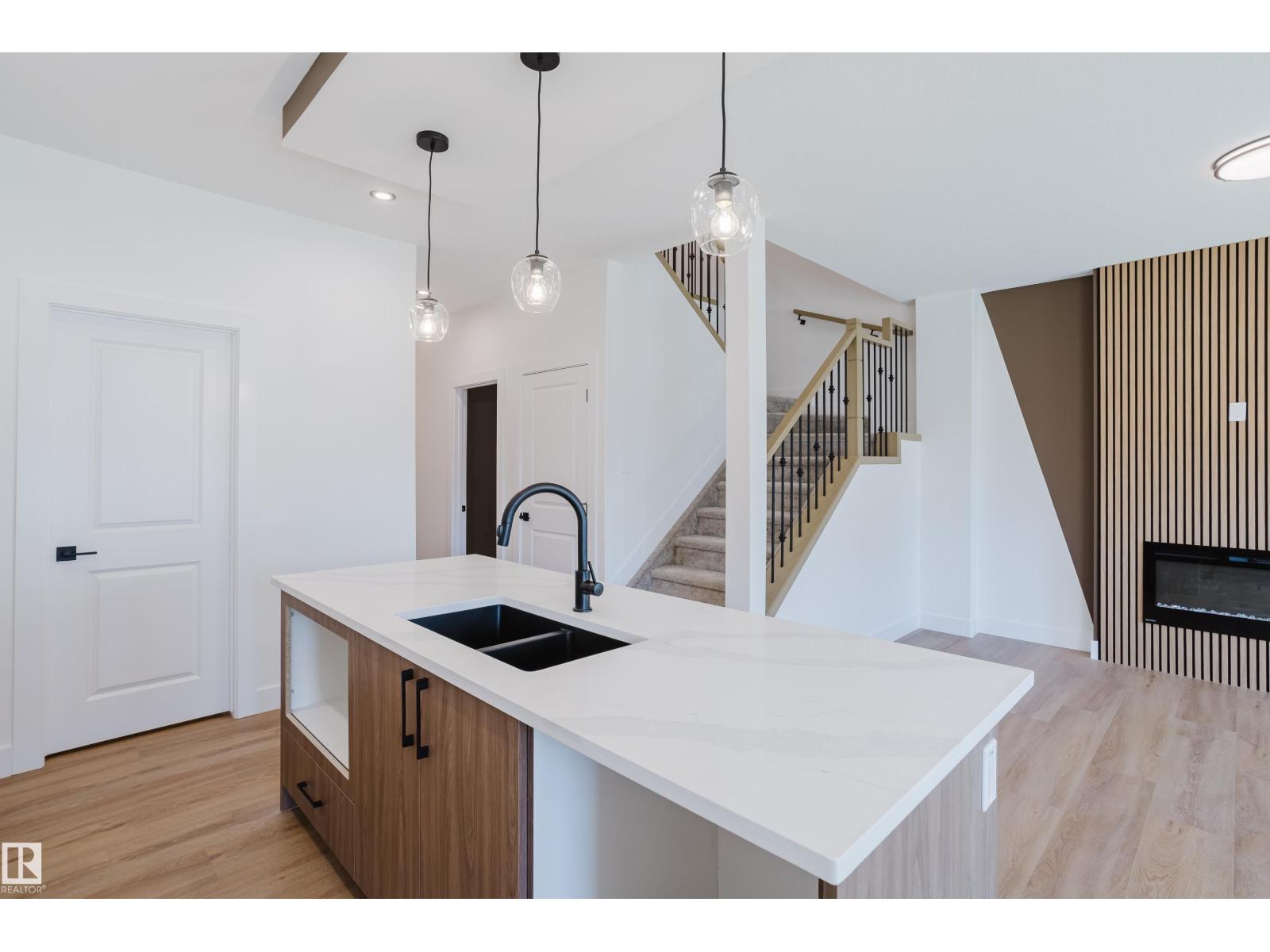 Photo 16 of 2547 211 St Nw, Edmonton AB