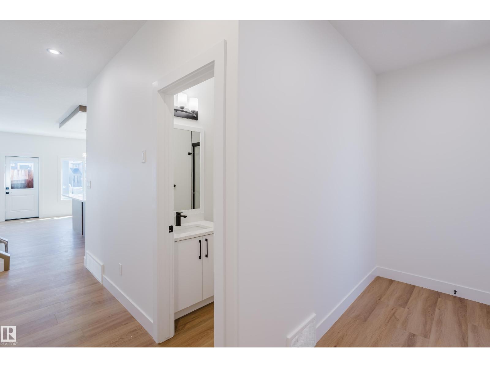 Photo 6 of 2547 211 St Nw, Edmonton AB
