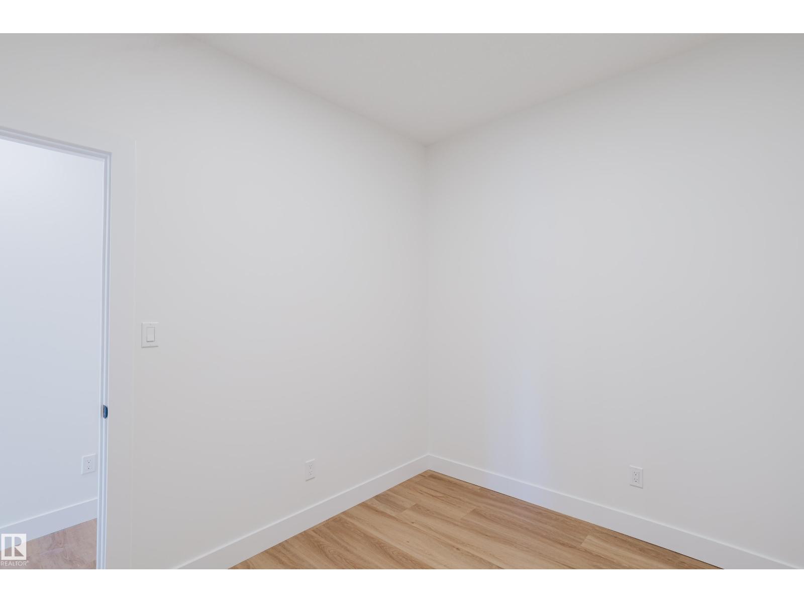 Photo 9 of 2547 211 St Nw, Edmonton AB