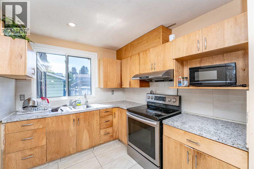 Single Family House for Sale in   Avenue SE Dover Calgary 