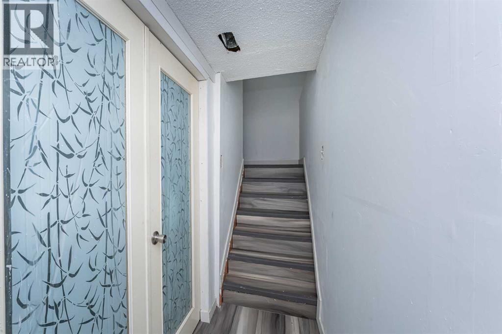 Single Family House for Sale in   Avenue SE Dover Calgary 