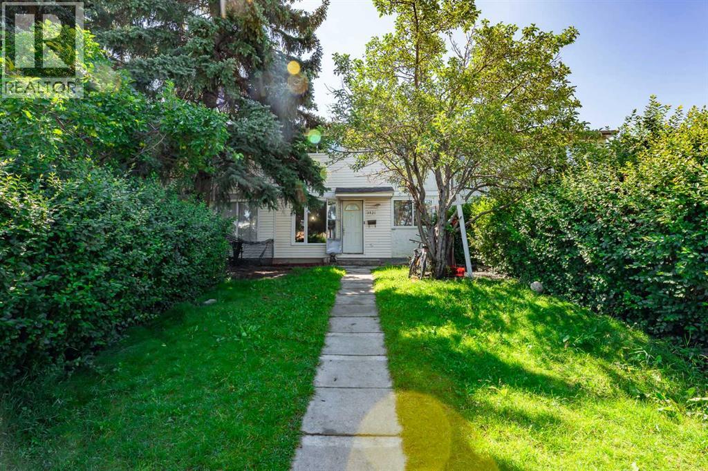 Single Family House for Sale in   Avenue SE Dover Calgary 
