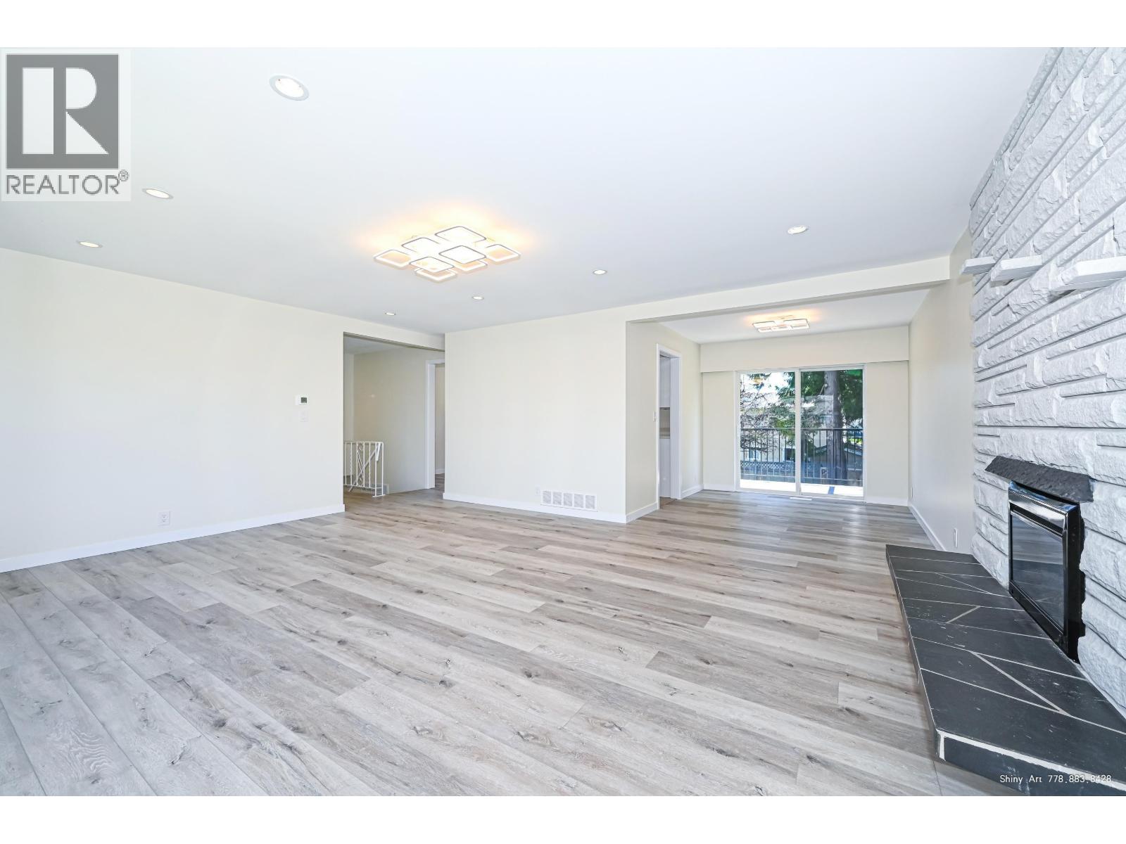 5546 MAPLE Crescent, Delta
